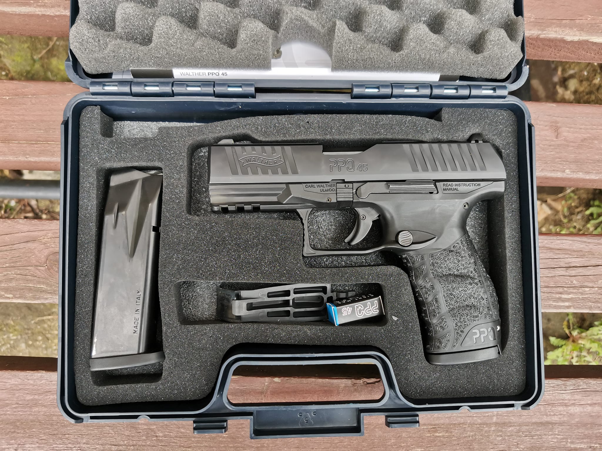 gun